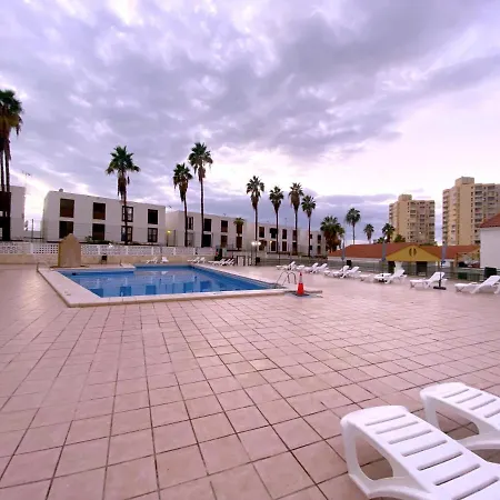 Tropicalidays Townhouse Playa De Americas Апартаменты